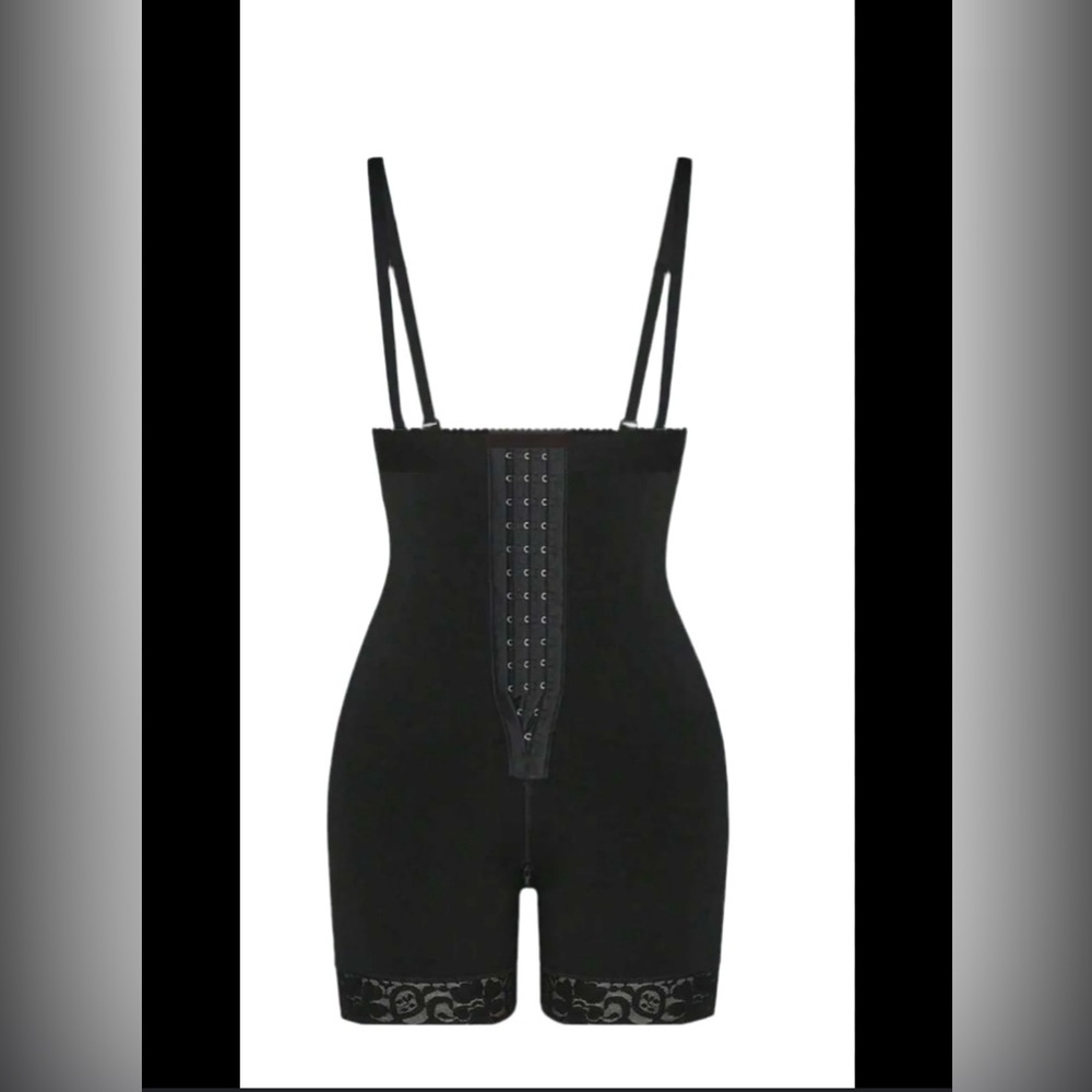 Black Women's Shapewear Bodysuit
